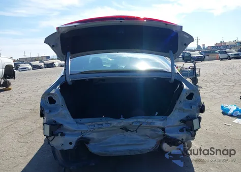 2024 Kia K5 Gt-Line z USA, uszkodzony, nr VIN 5XXG64J2XRG229463